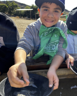 Valley charter elementary school students on a field trip to VT Ranch to study the California Gold Rush